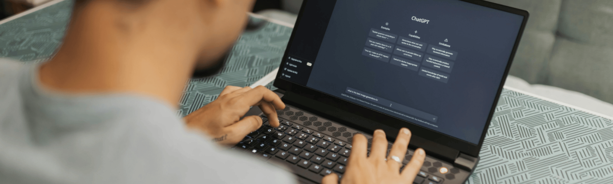 How to Use AI to Improve Your CV